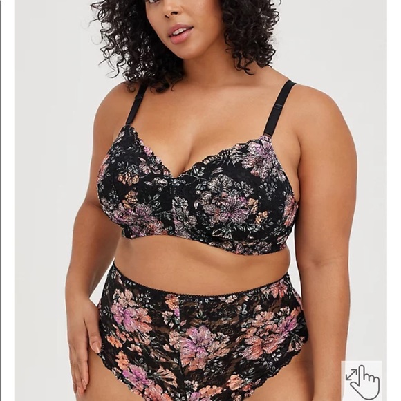 LIGHTLY LINED EVERYDAY WIRE-FREE BRA - LACE FLORAL WITH 360° BACK SMOOTHING™ - Picture 3 of 12